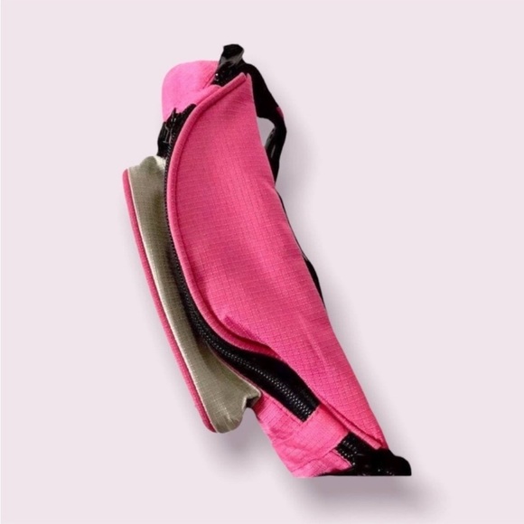 90’s Designer Fanny Sack Bag Vintage Waist Purse - Picture 3 of 9